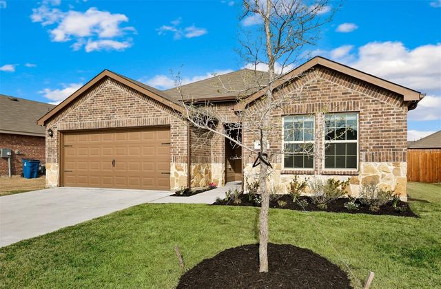 813 Twin Edge Drive, Royse City, TX 75189