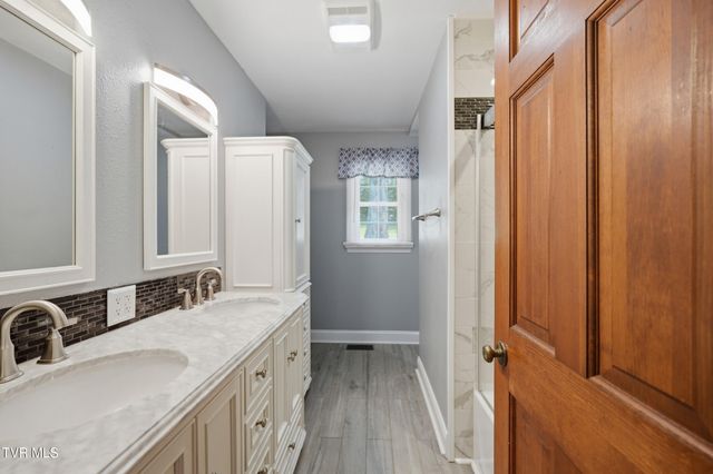 64 Dye Drive, Lebanon, VA 24266