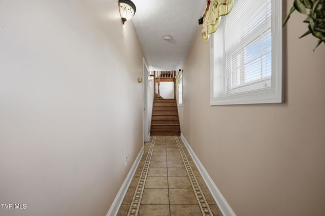 64 Dye Drive, Lebanon, VA 24266