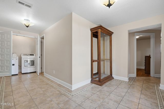 64 Dye Drive, Lebanon, VA 24266