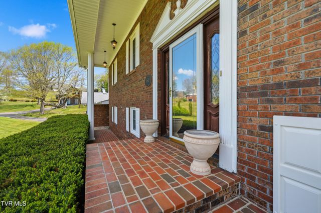64 Dye Drive, Lebanon, VA 24266
