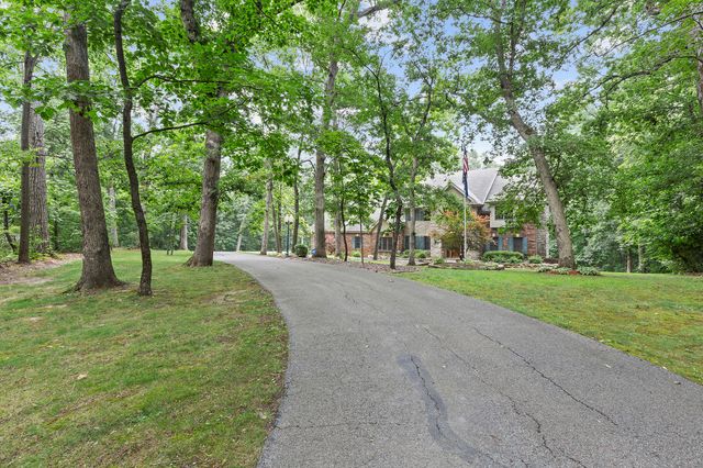 11458 Burr Street, Crown Point, IN 46307