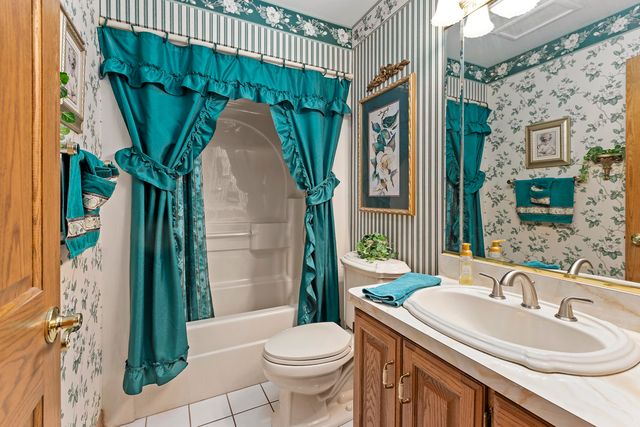 11458 Burr Street, Crown Point, IN 46307