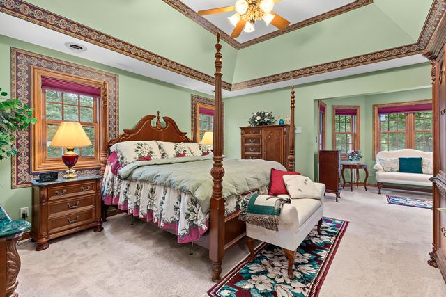11458 Burr Street, Crown Point, IN 46307