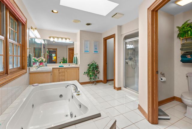 11458 Burr Street, Crown Point, IN 46307