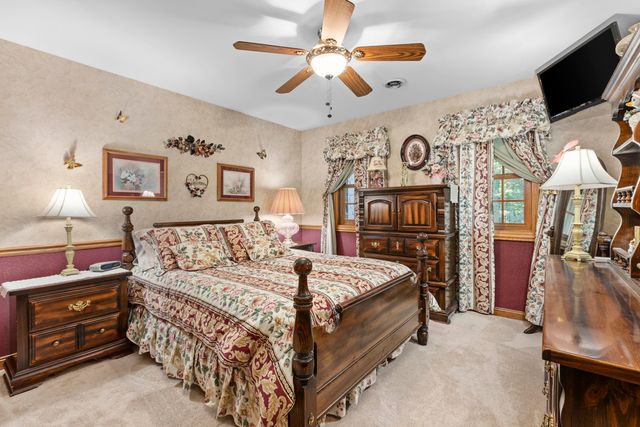 11458 Burr Street, Crown Point, IN 46307