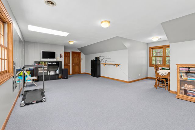 11458 Burr Street, Crown Point, IN 46307