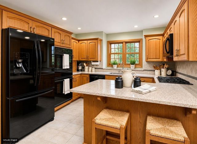 11458 Burr Street, Crown Point, IN 46307