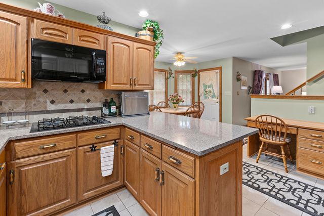 11458 Burr Street, Crown Point, IN 46307