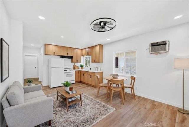 1031 N Fickett, Los Angeles, CA 90033