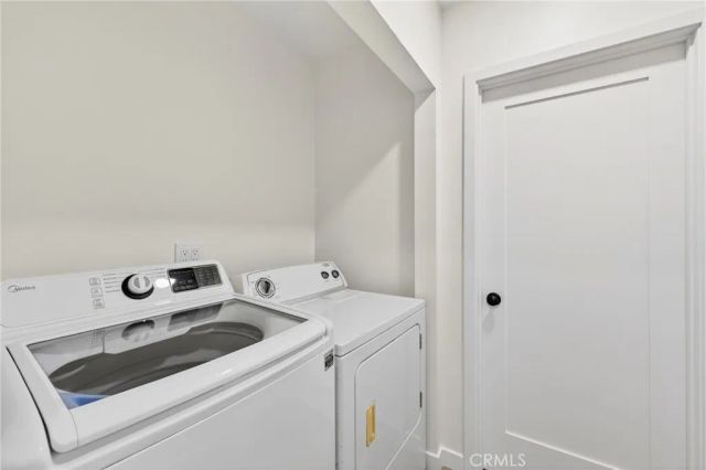 1031 N Fickett, Los Angeles, CA 90033