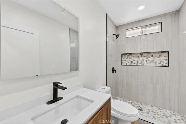 1031 N Fickett, Los Angeles, CA 90033