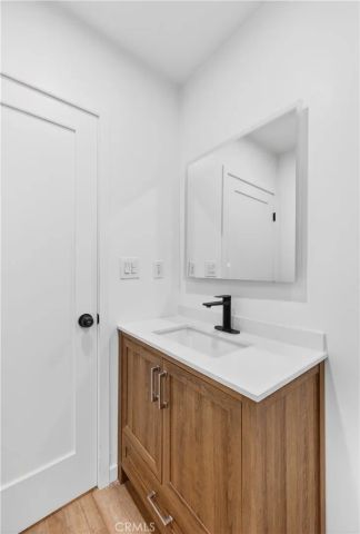 1031 N Fickett, Los Angeles, CA 90033