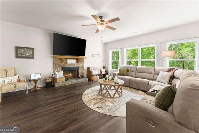 176 Whelchel Valley Drive, Dawsonville, GA 30534