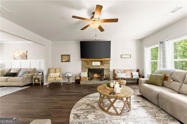 176 Whelchel Valley Drive, Dawsonville, GA 30534