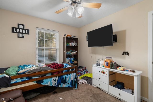 1860 Issaquah Street, Cuyahoga Falls, OH 44221