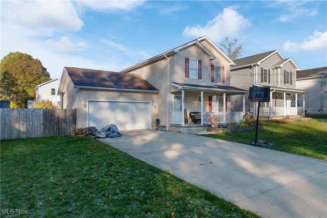 1860 Issaquah Street, Cuyahoga Falls, OH 44221