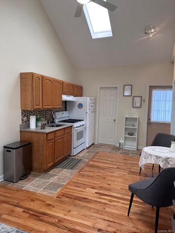 169A Beach 91st Street, Rockaway Beach, NY 11693