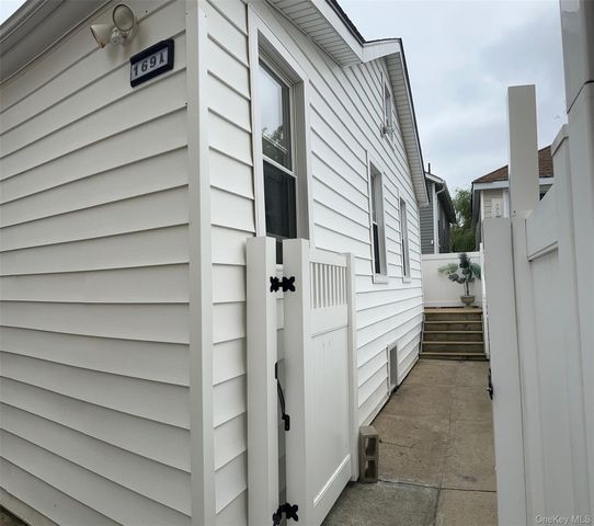 169A Beach 91st Street, Rockaway Beach, NY 11693