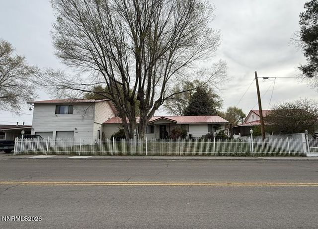 459 S 9th Street, Elko, NV 89801
