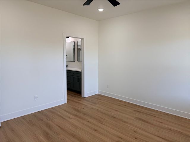 1308 W Beech Drive, Rogers, AR 72756