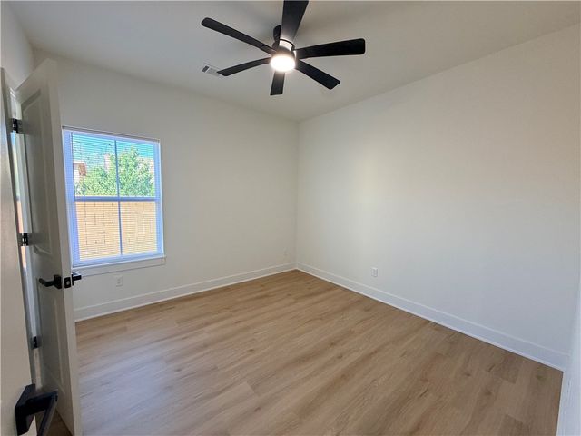 1308 W Beech Drive, Rogers, AR 72756