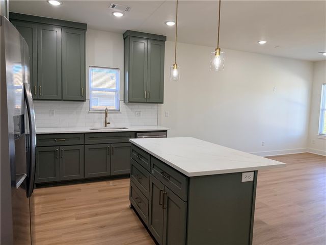 1308 W Beech Drive, Rogers, AR 72756
