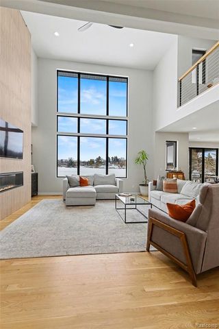 7020 Driftwood Drive, Fenton, MI 48430