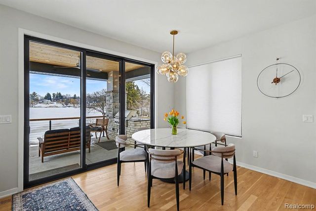 7020 Driftwood Drive, Fenton, MI 48430