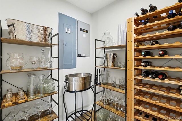 7020 Driftwood Drive, Fenton, MI 48430