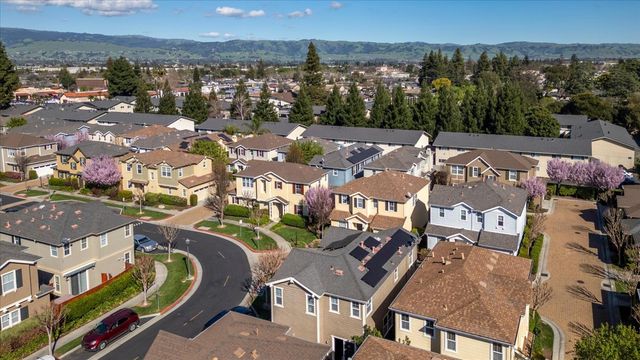 730 Tennyson Drive, Gilroy, CA 95020