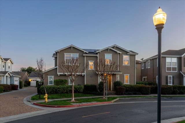 730 Tennyson Drive, Gilroy, CA 95020