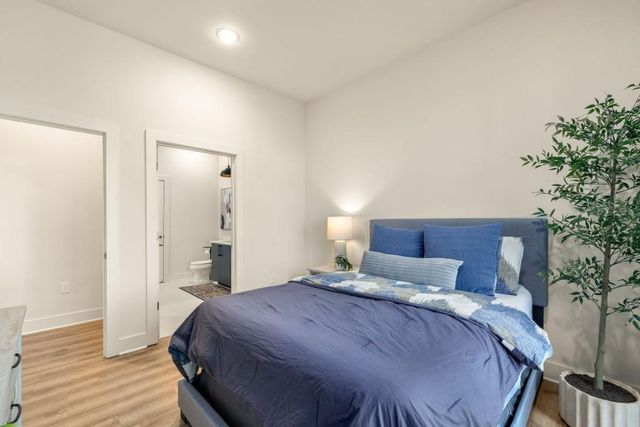 112 Rogers Street NE 205, Atlanta, GA 30317