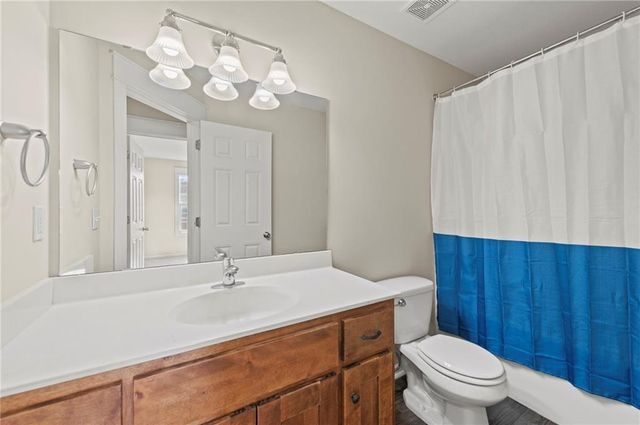 2909 Swift Street, North Kansas City, MO 64116