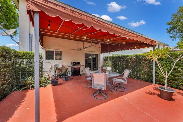 16292 SW 57th Ln, Miami, FL 33193