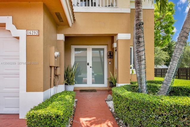 16292 SW 57th Ln, Miami, FL 33193