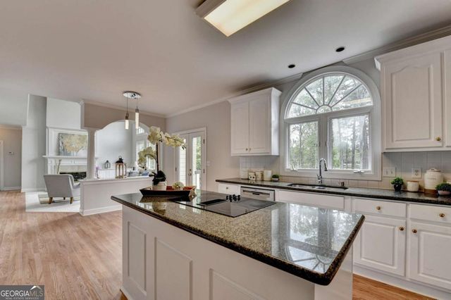 1810 Sunset Harbour Pointe, Lawrenceville, GA 30043