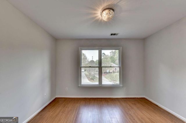 1810 Sunset Harbour Pointe, Lawrenceville, GA 30043