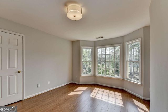 1810 Sunset Harbour Pointe, Lawrenceville, GA 30043