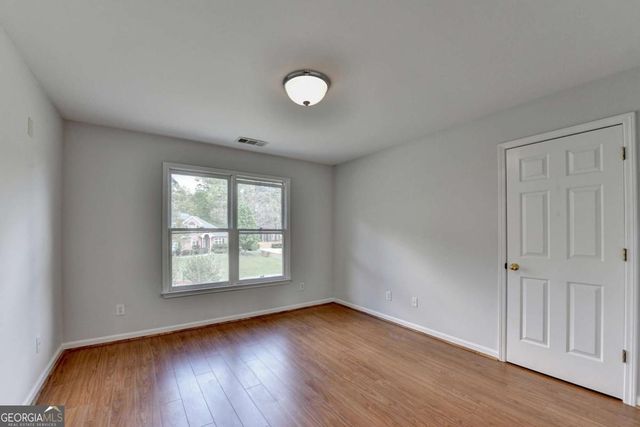 1810 Sunset Harbour Pointe, Lawrenceville, GA 30043