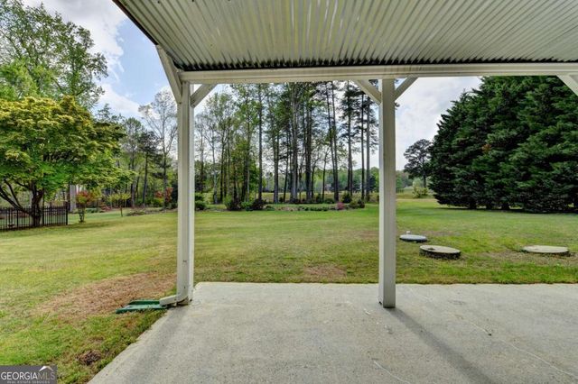 1810 Sunset Harbour Pointe, Lawrenceville, GA 30043