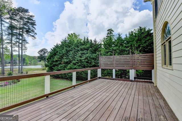 1810 Sunset Harbour Pointe, Lawrenceville, GA 30043