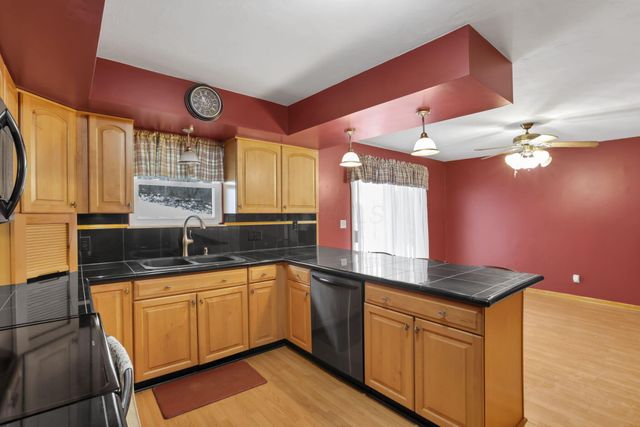 3832 Fallsburg Road NE, Newark, OH 43055