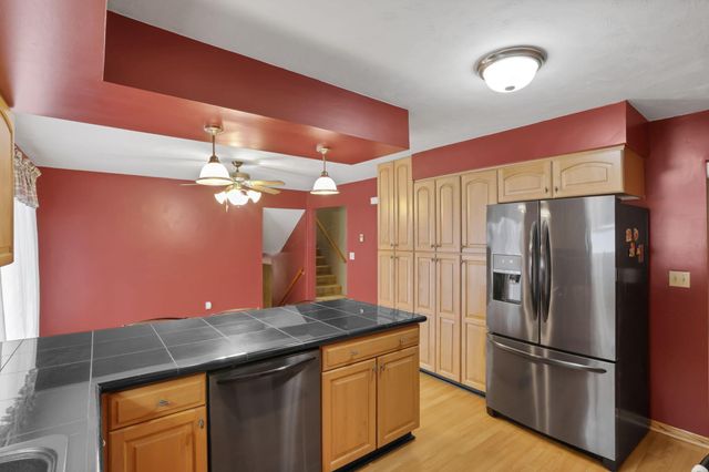 3832 Fallsburg Road NE, Newark, OH 43055