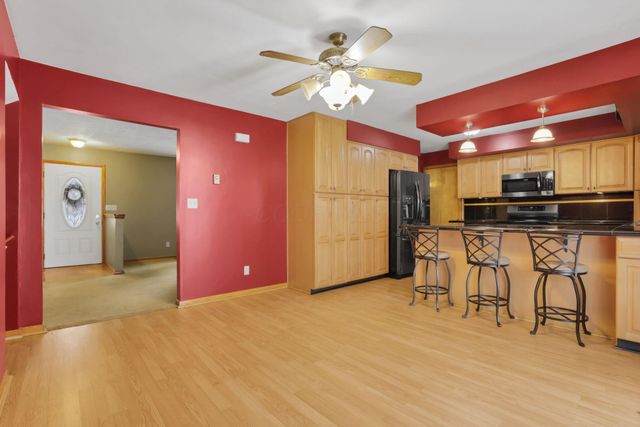 3832 Fallsburg Road NE, Newark, OH 43055