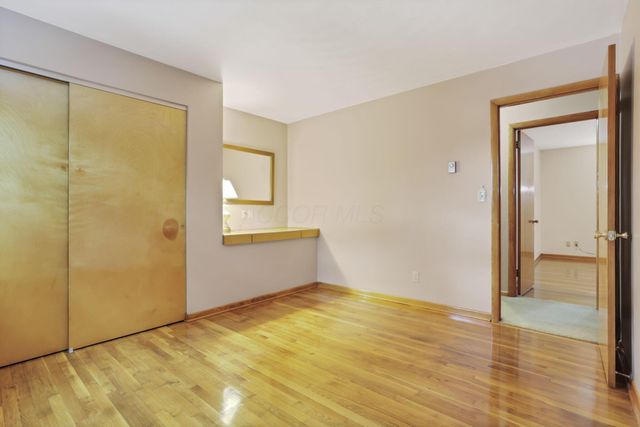 3832 Fallsburg Road NE, Newark, OH 43055