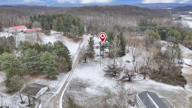 3832 Fallsburg Road NE, Newark, OH 43055