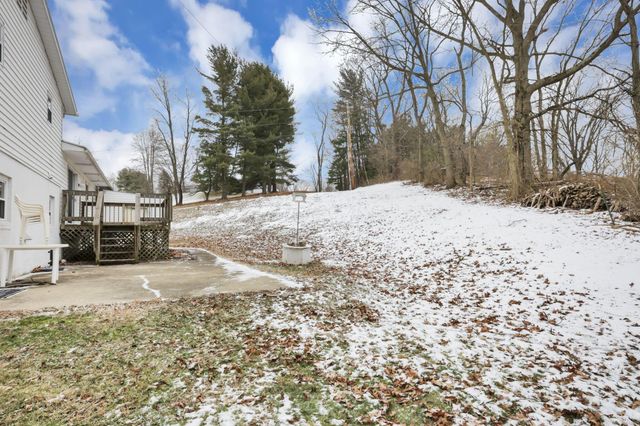 3832 Fallsburg Road NE, Newark, OH 43055