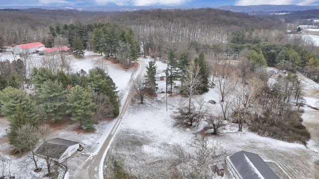 3832 Fallsburg Road NE, Newark, OH 43055