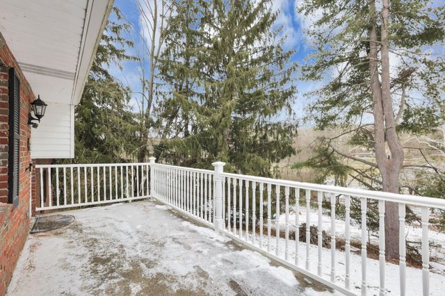 3832 Fallsburg Road NE, Newark, OH 43055